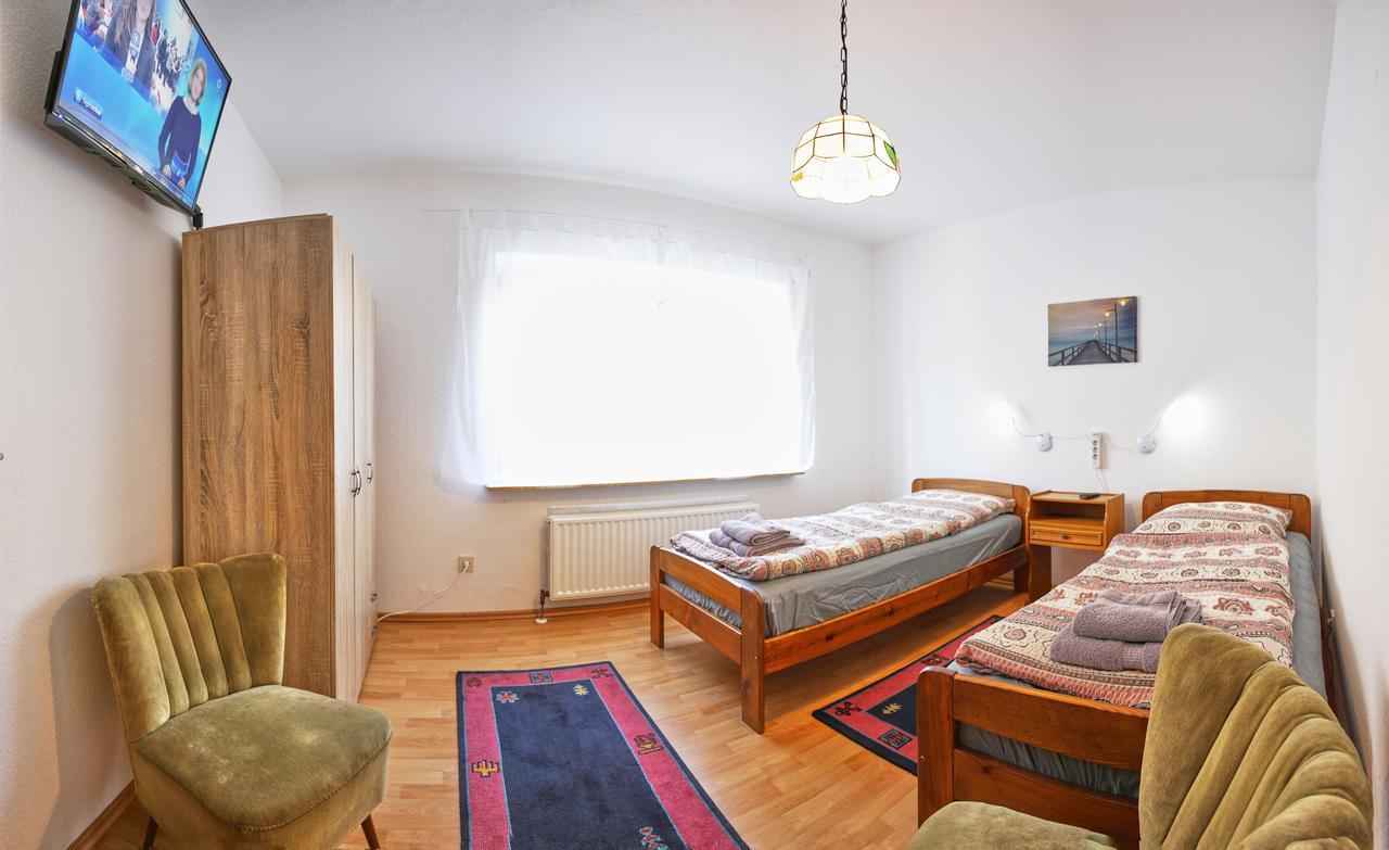 Ferienwohnung Kaiser Wabern Ngoại thất bức ảnh